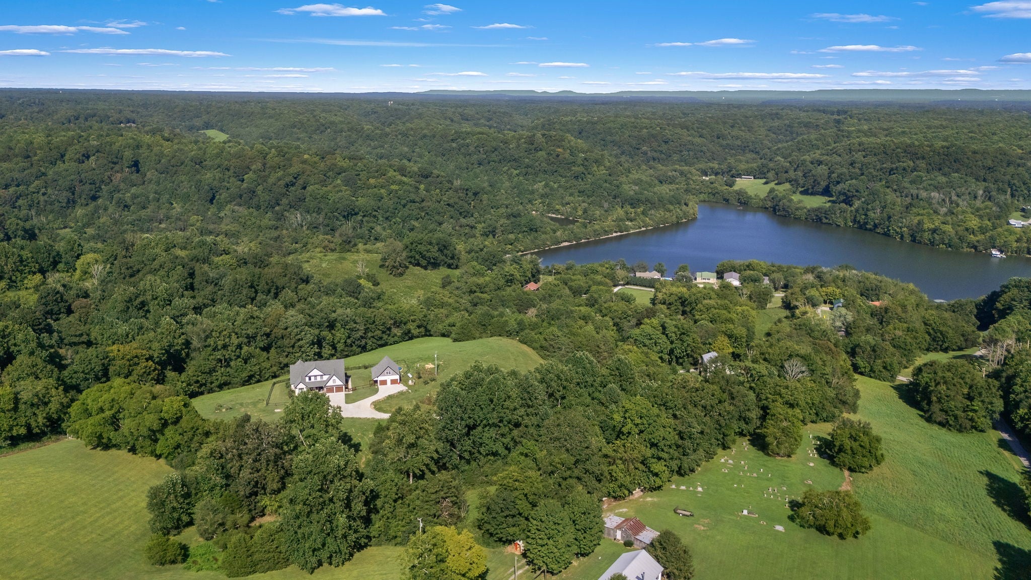 187 Harrison Ln