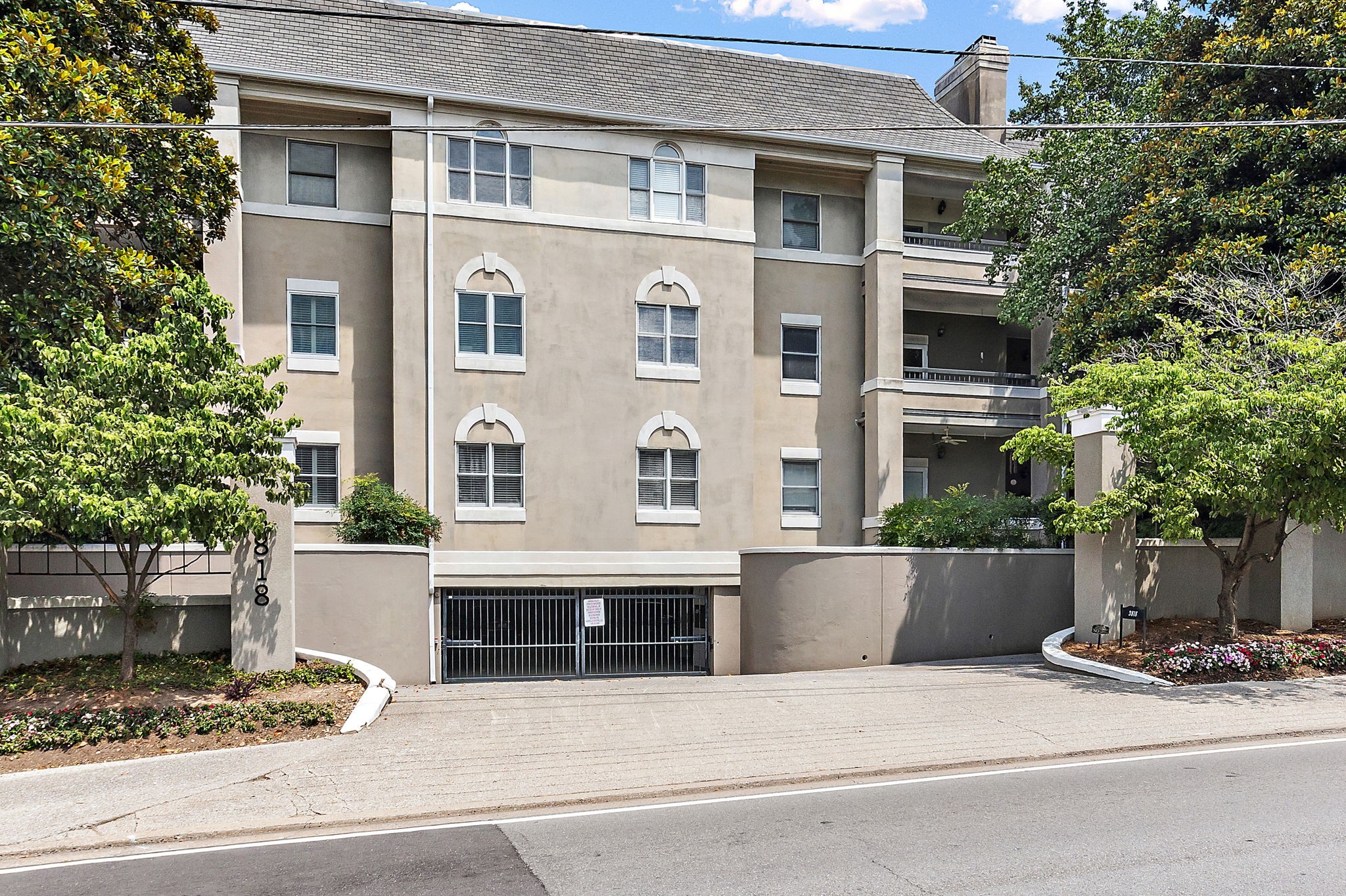 3818 West End Ave 111
