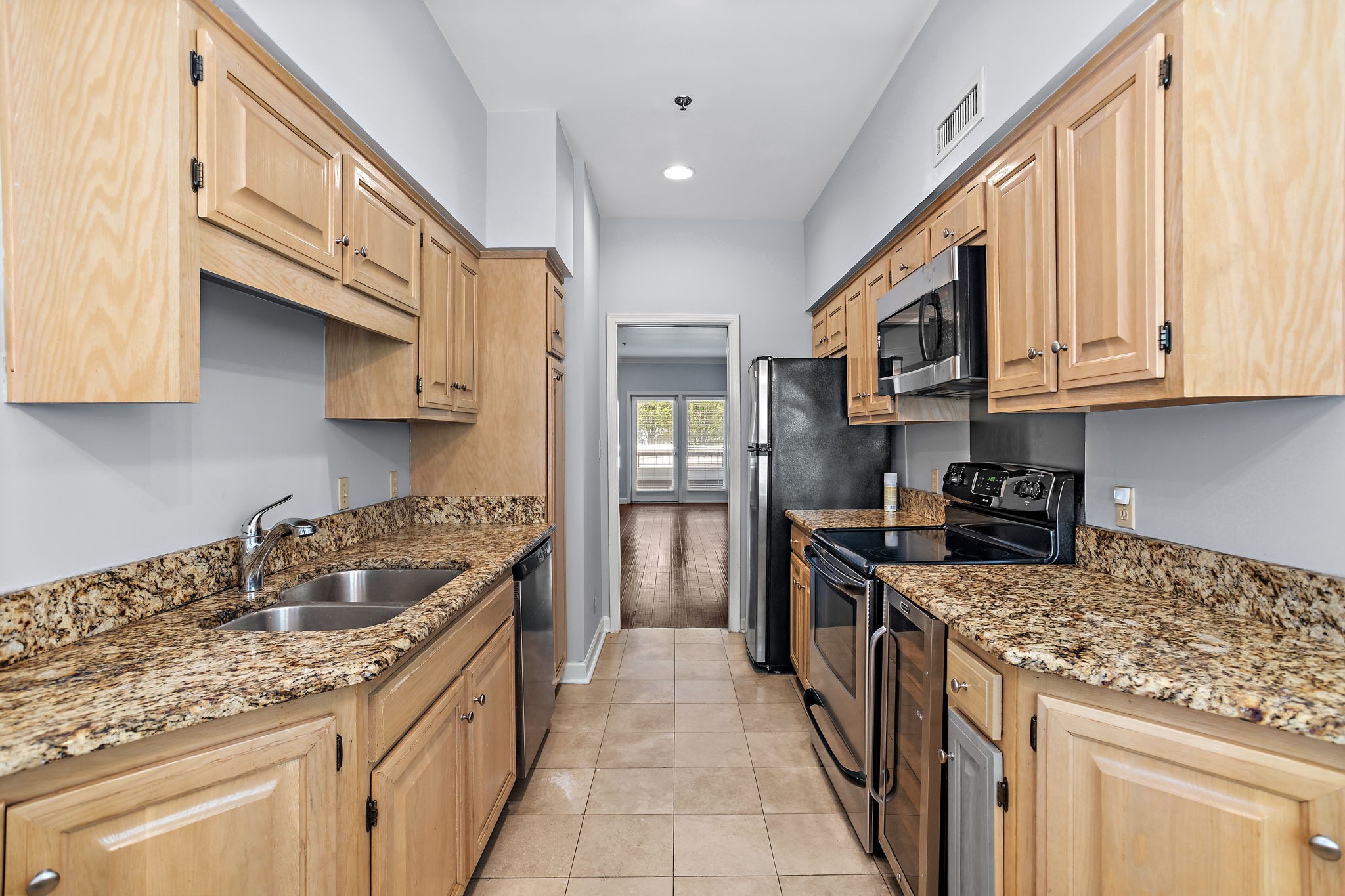 3818 West End Ave 111