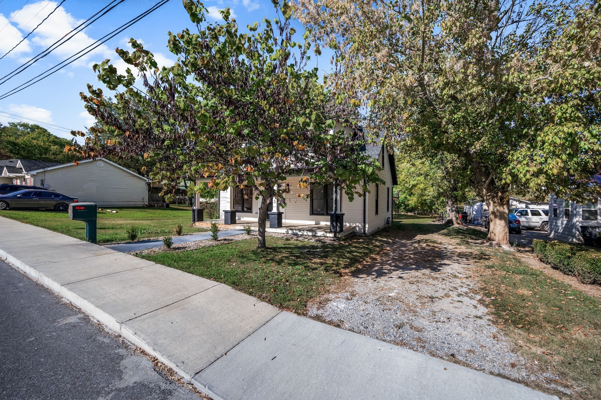 105 Warren St