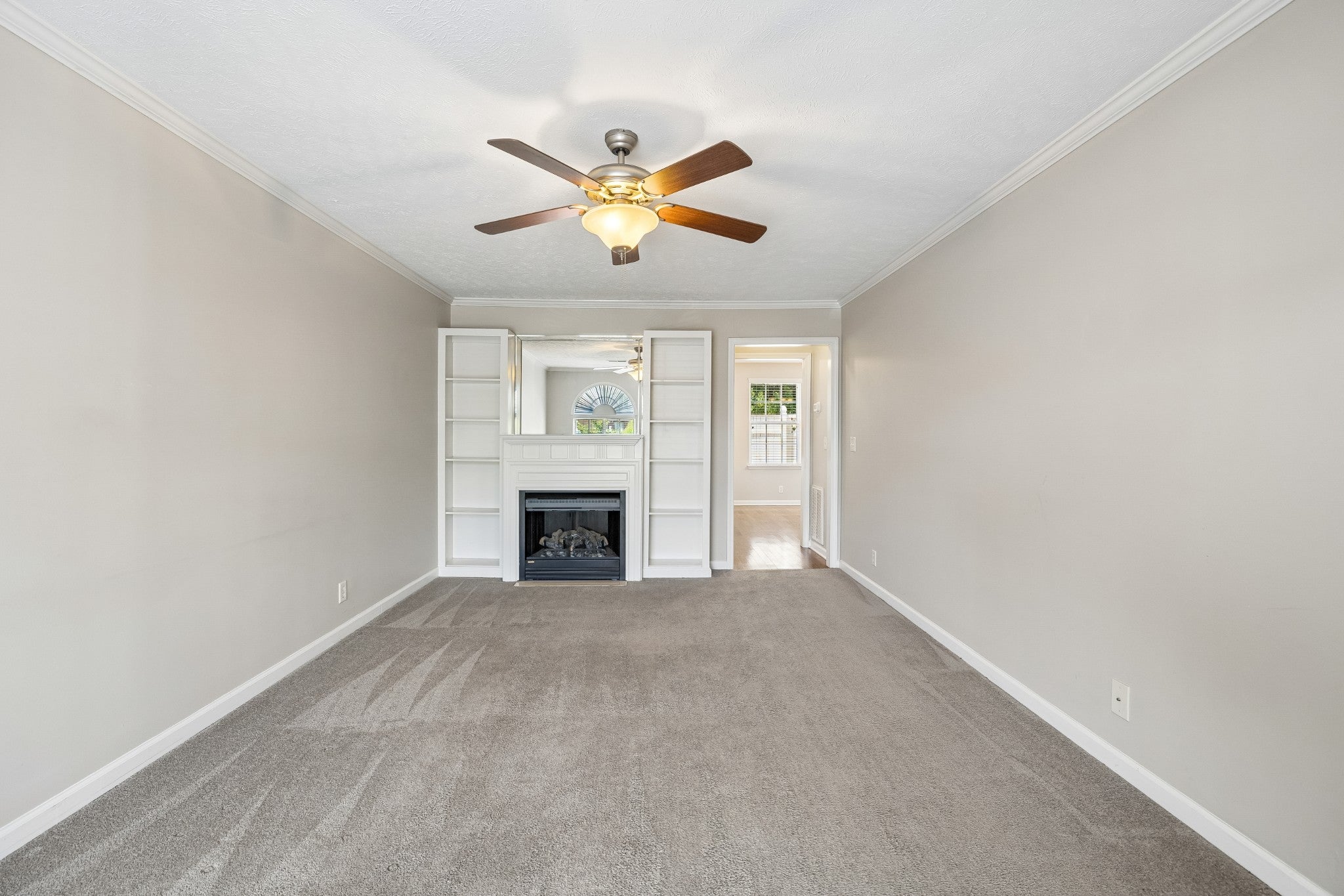 2120 Lebanon Pike 85