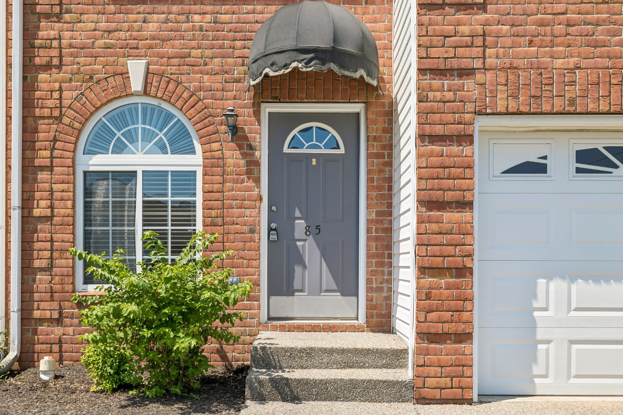 2120 Lebanon Pike 85