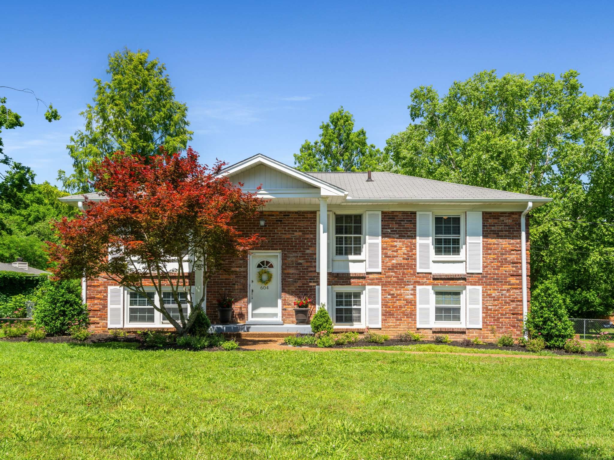 604 Meadowgreen Dr