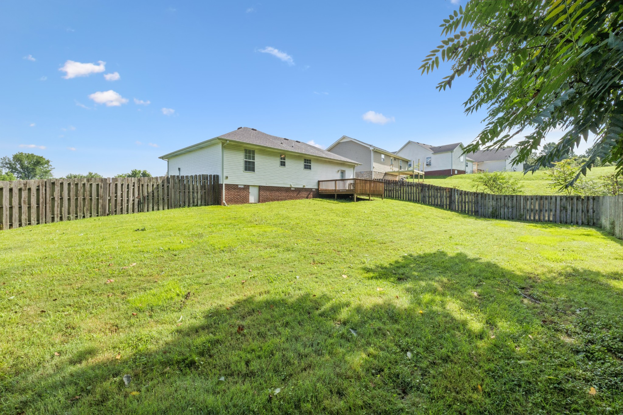962 Russet Dr