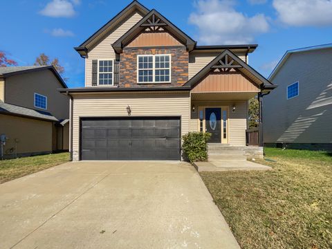 743 Sleek Fox Dr Clarksville TN 37040