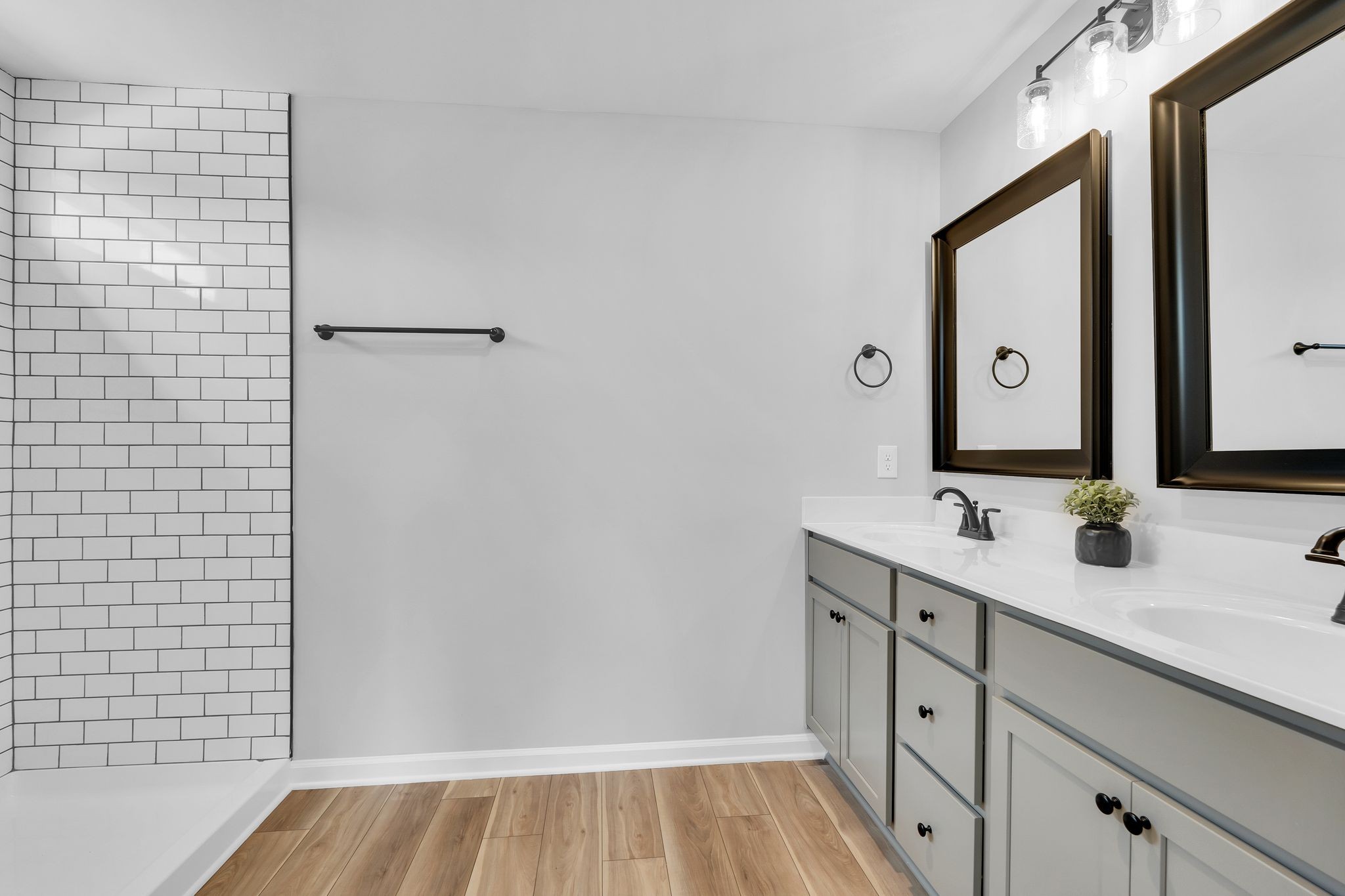 223 Hannah Lee Hill Rd