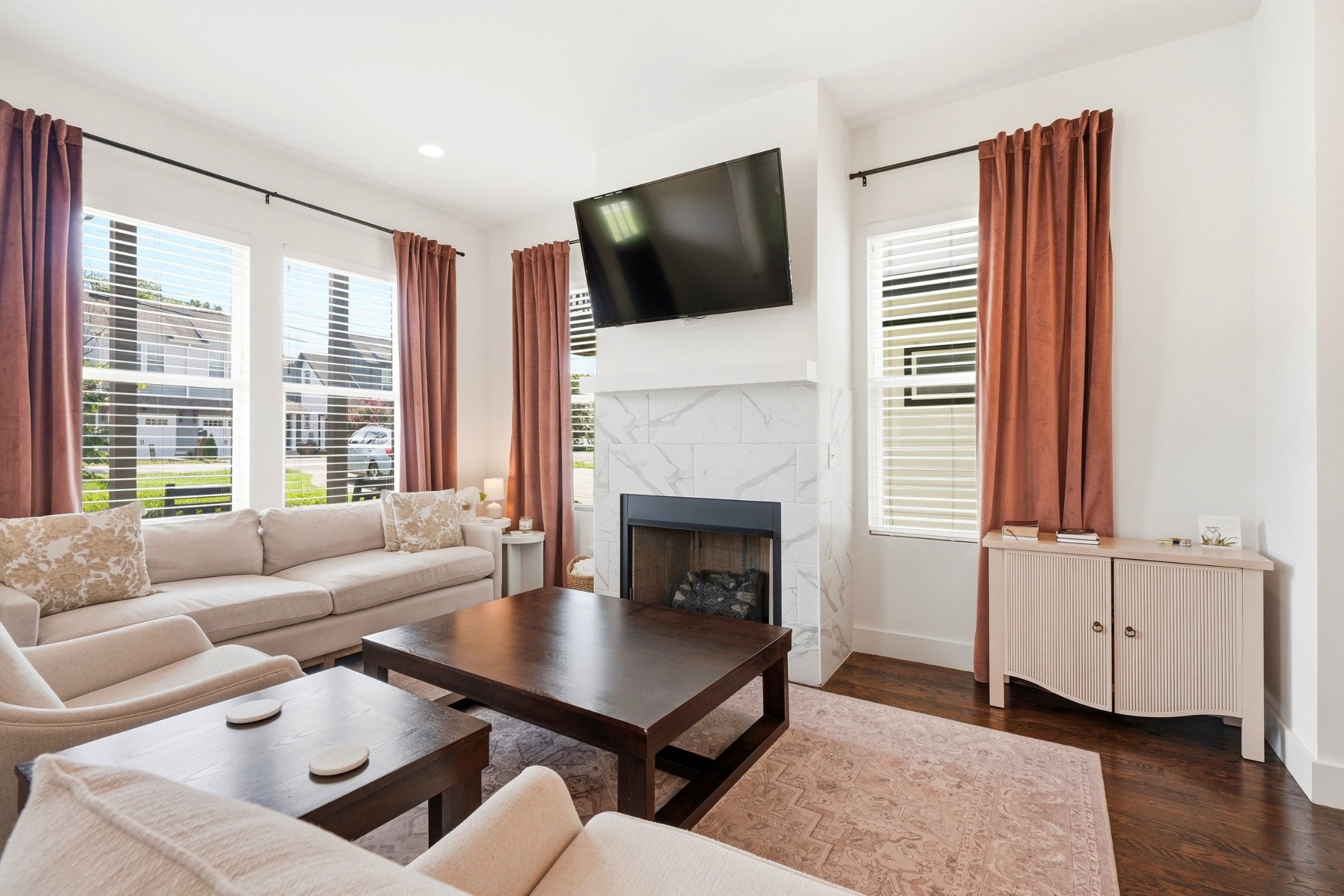 643 Vernon Ave 1