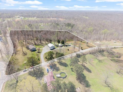 3147 Highway 49 E Charlotte TN 37036