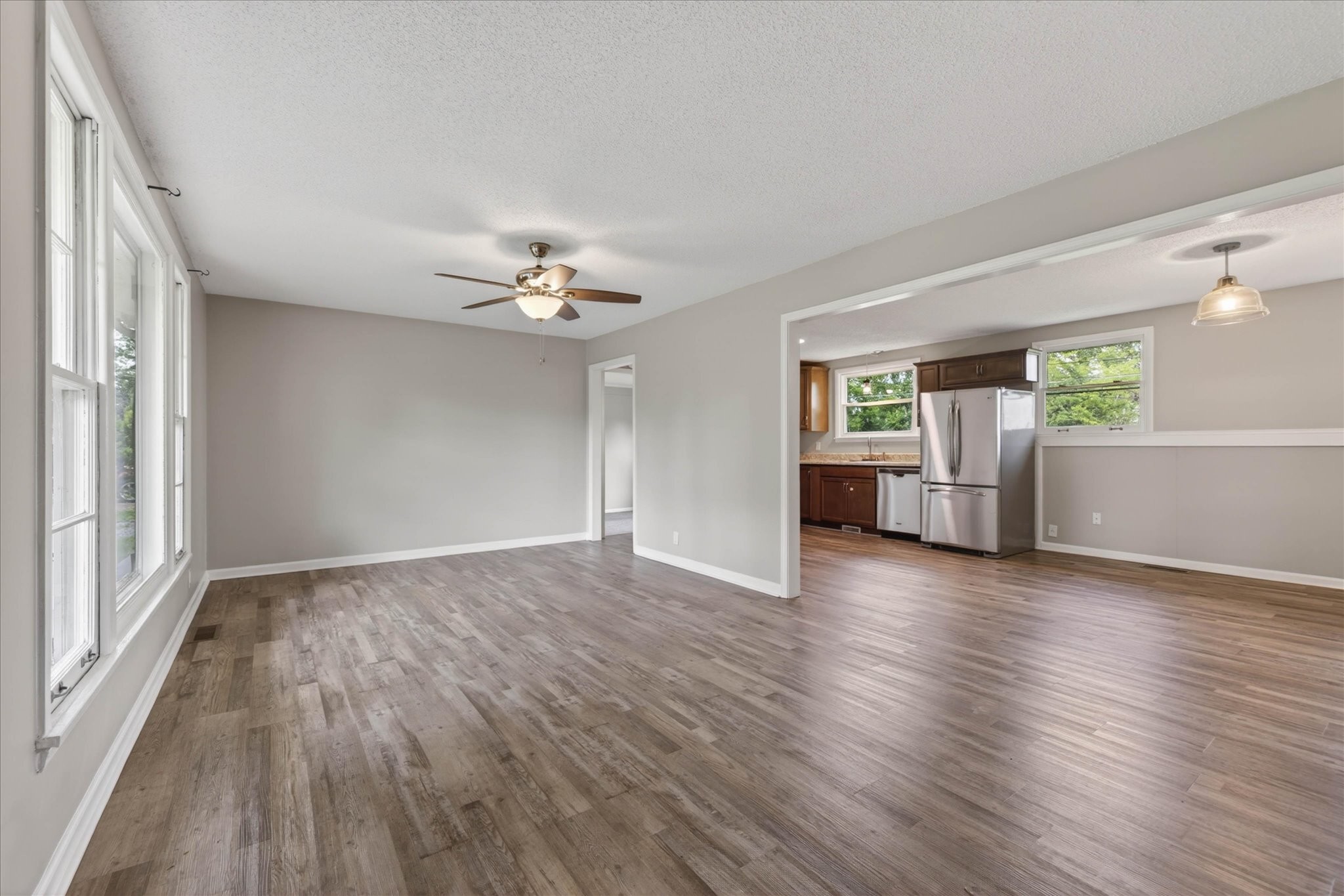 Photo 1 of 32 — 422 Burch Rd, Clarksville, TN 37042