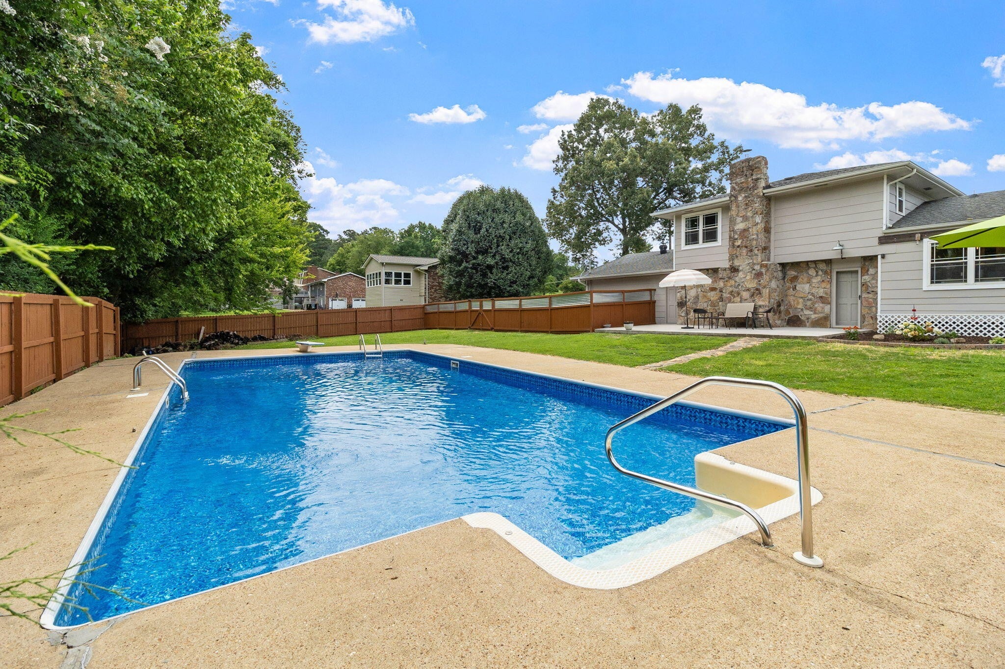 115 Richard Drive