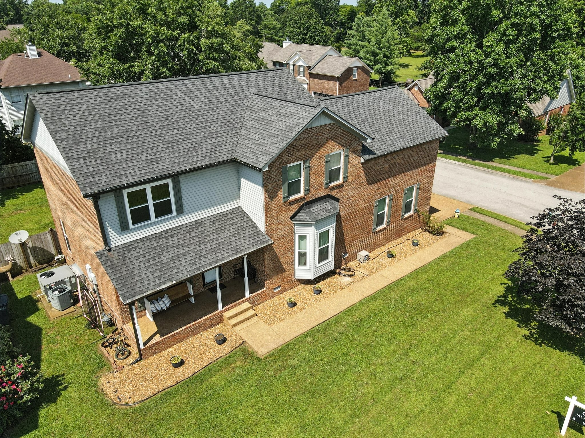 114 Deerview Dr
