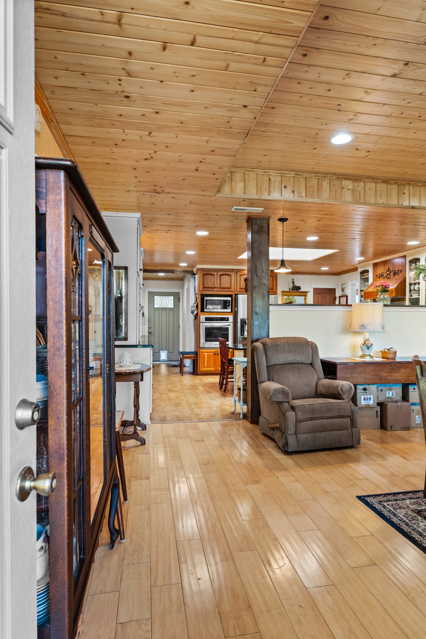 1556 Chestnut Grove Rd