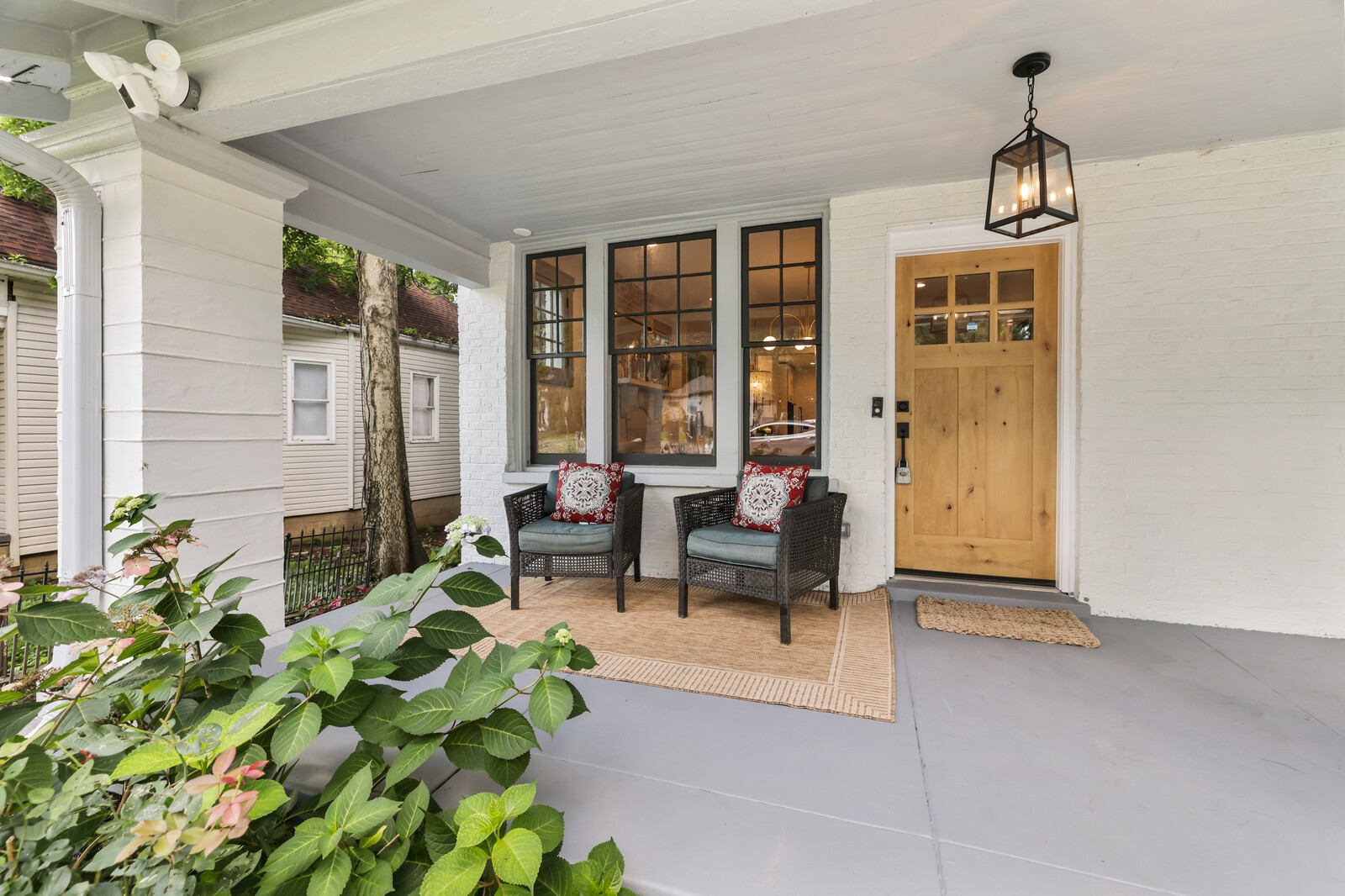 1408 Douglas Ave