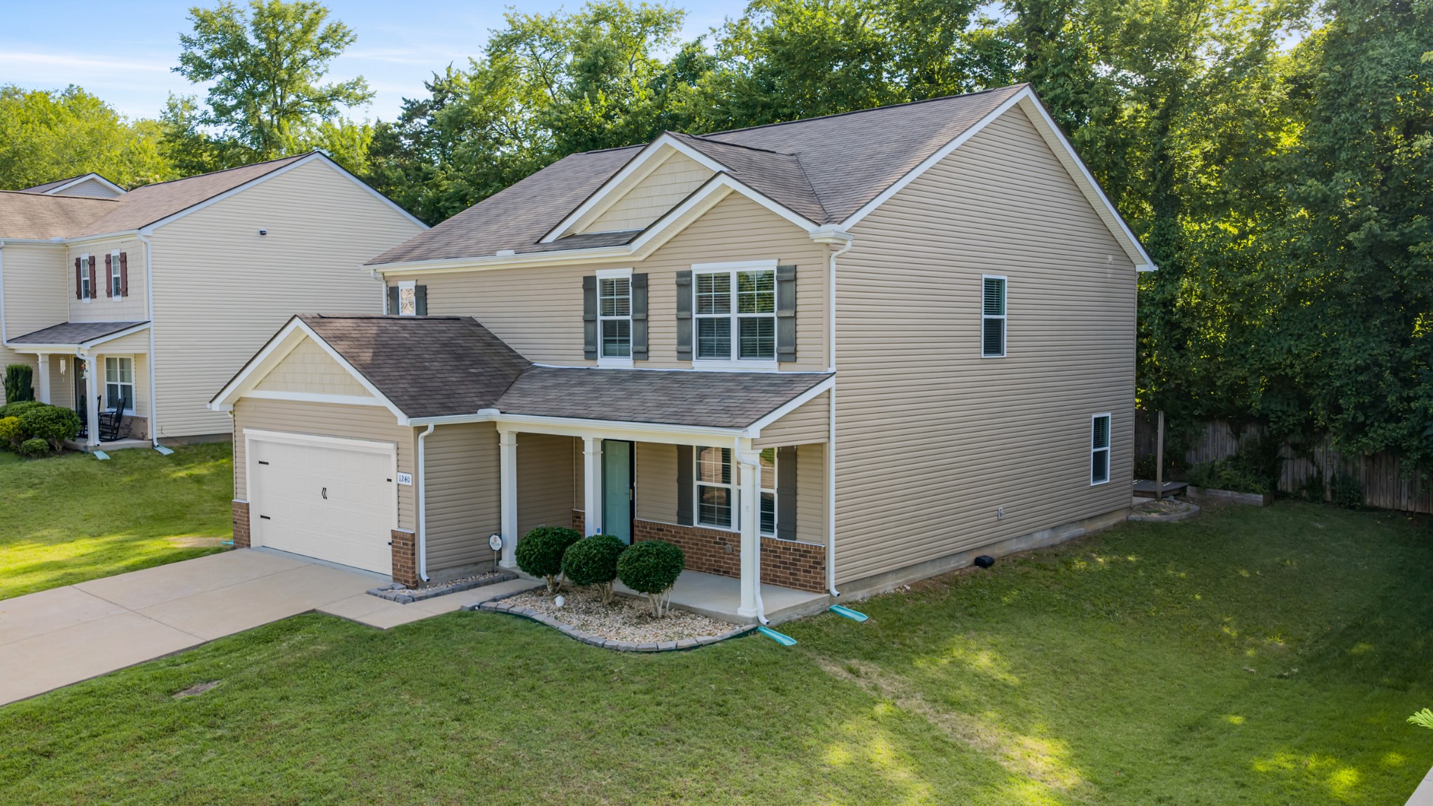 1240 Oxford Village Cv