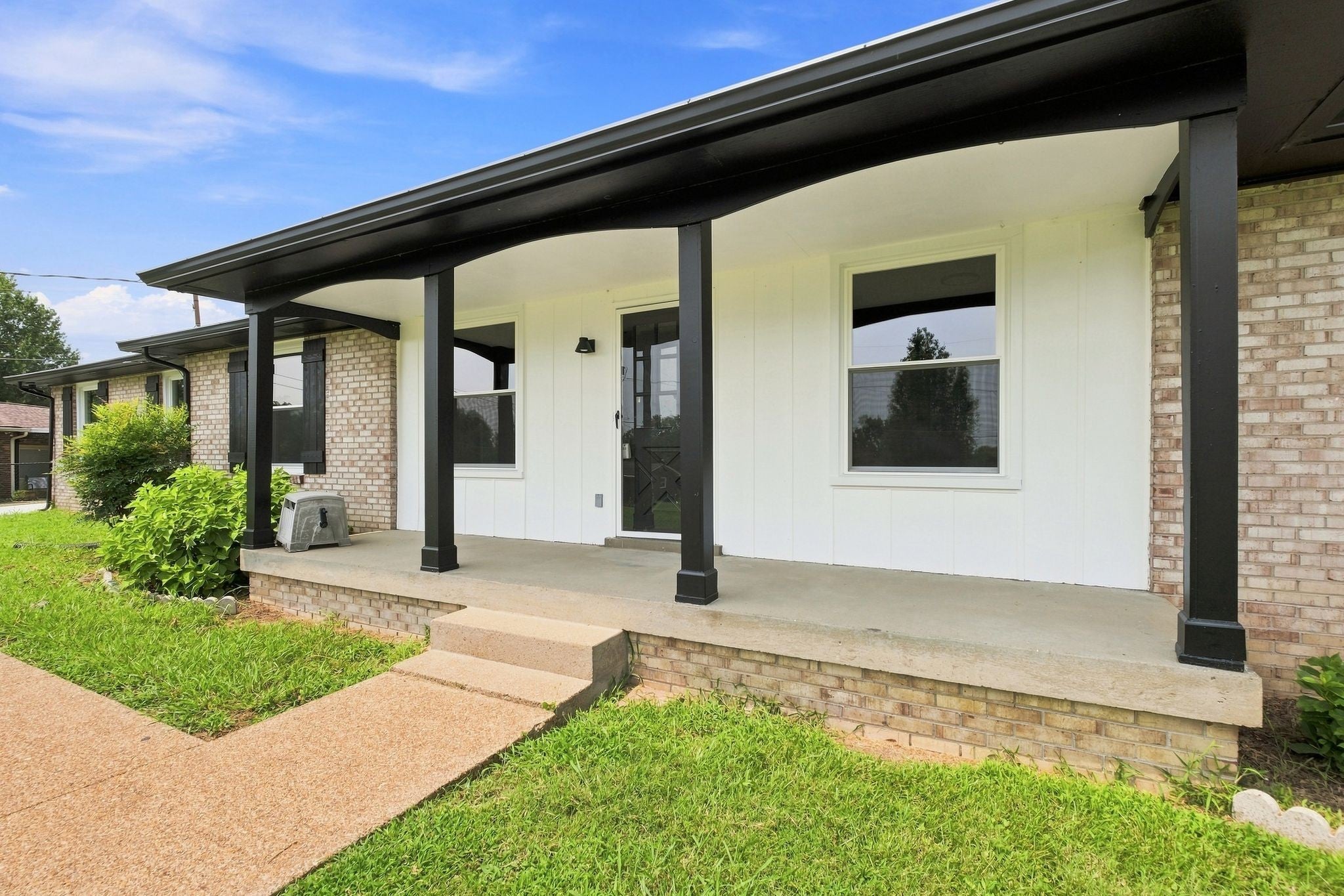 104 Lagrange Dr