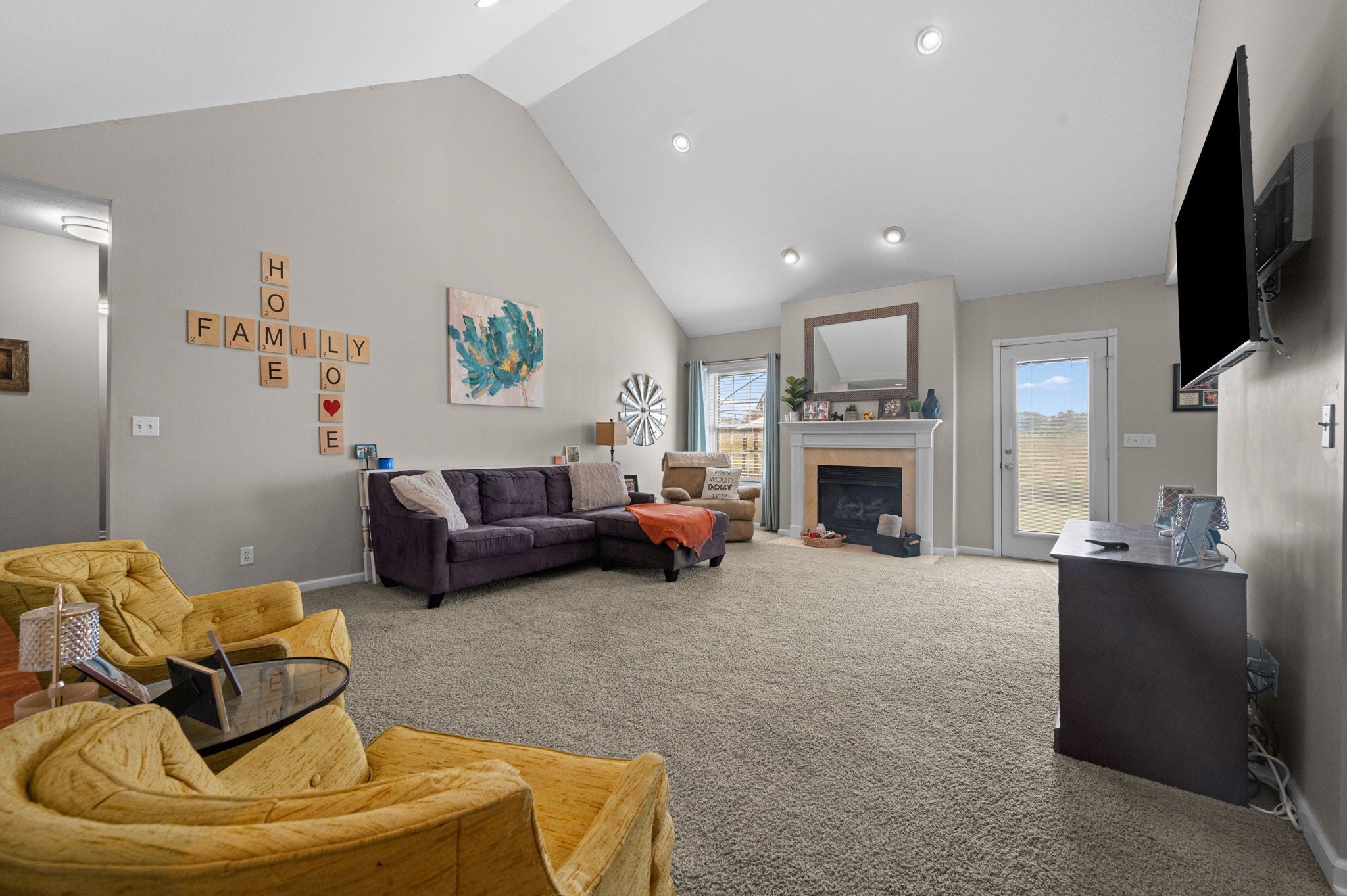 200 Foxrun