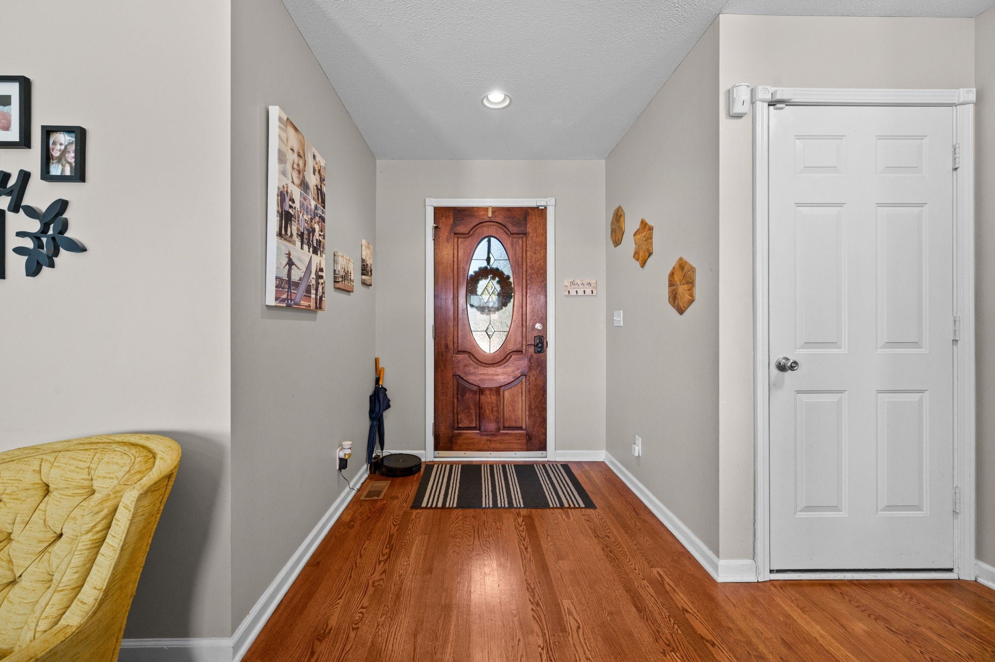 200 Foxrun