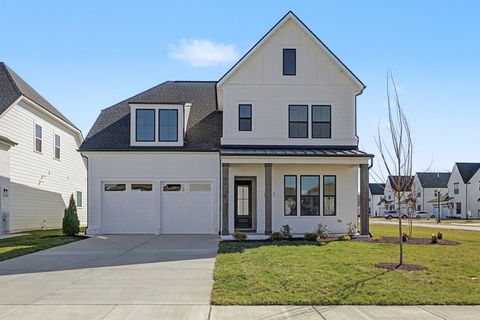 5747 Sagebrush Dr Murfreesboro TN 37129