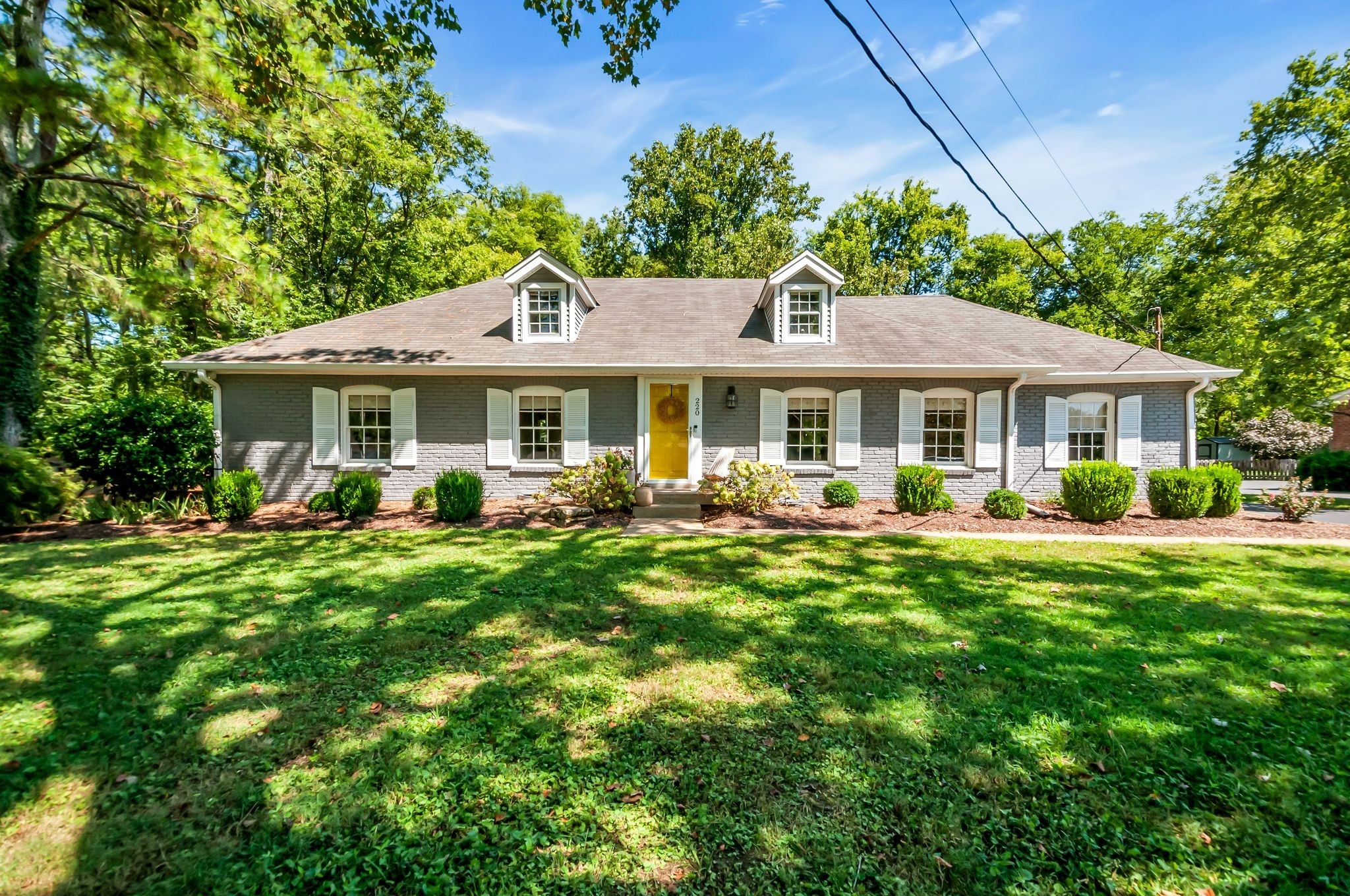 3-bed home for sale in Franklin, TN 37069, 220 Stable Rd 220 Stable Rd, Franklin TN 37069 3-bed home, photo 1 of 30