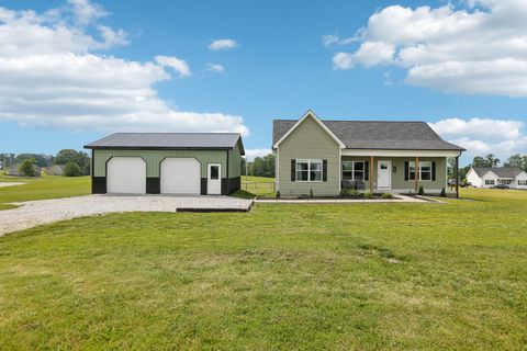 1202 Oak Grove Rd Dickson TN 37055