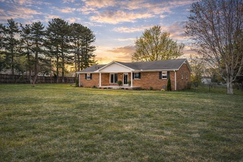 1035 New Deal Potts Rd Cottontown TN 37048