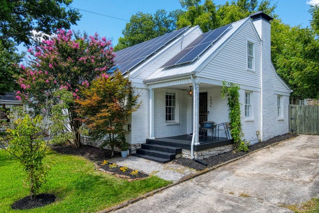 1035 Seymour Ave