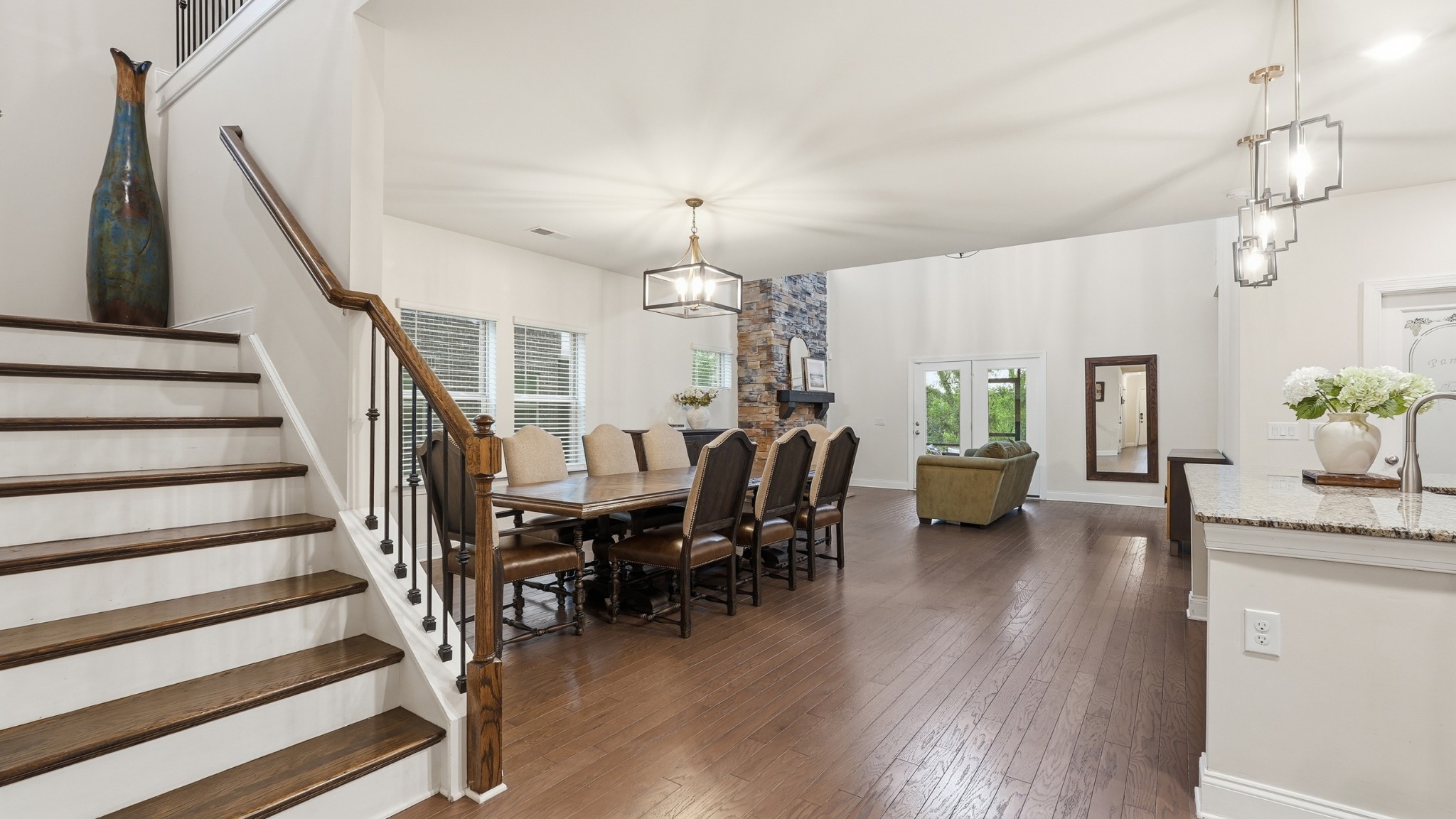 1677 Boardwalk Pl