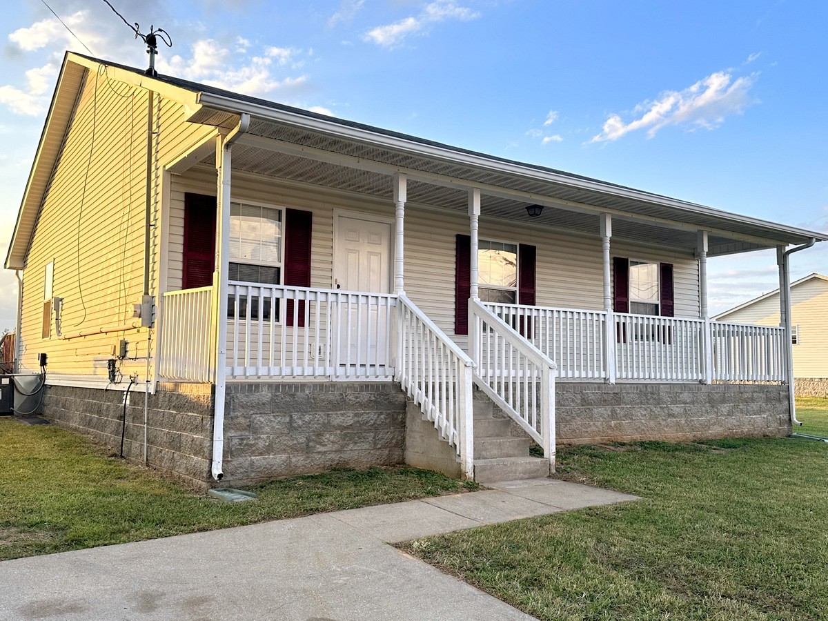 202 Jenna Ave