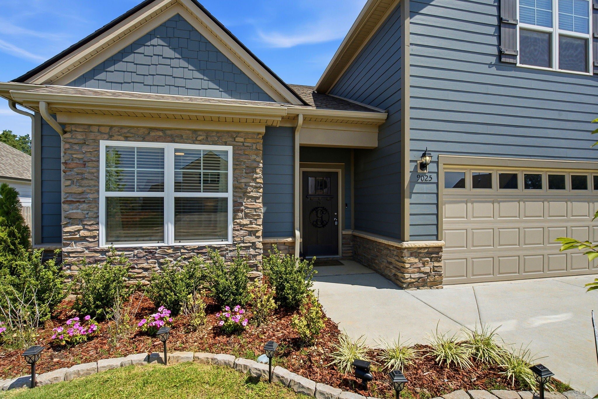 9025 Ada Way - Photo 2
