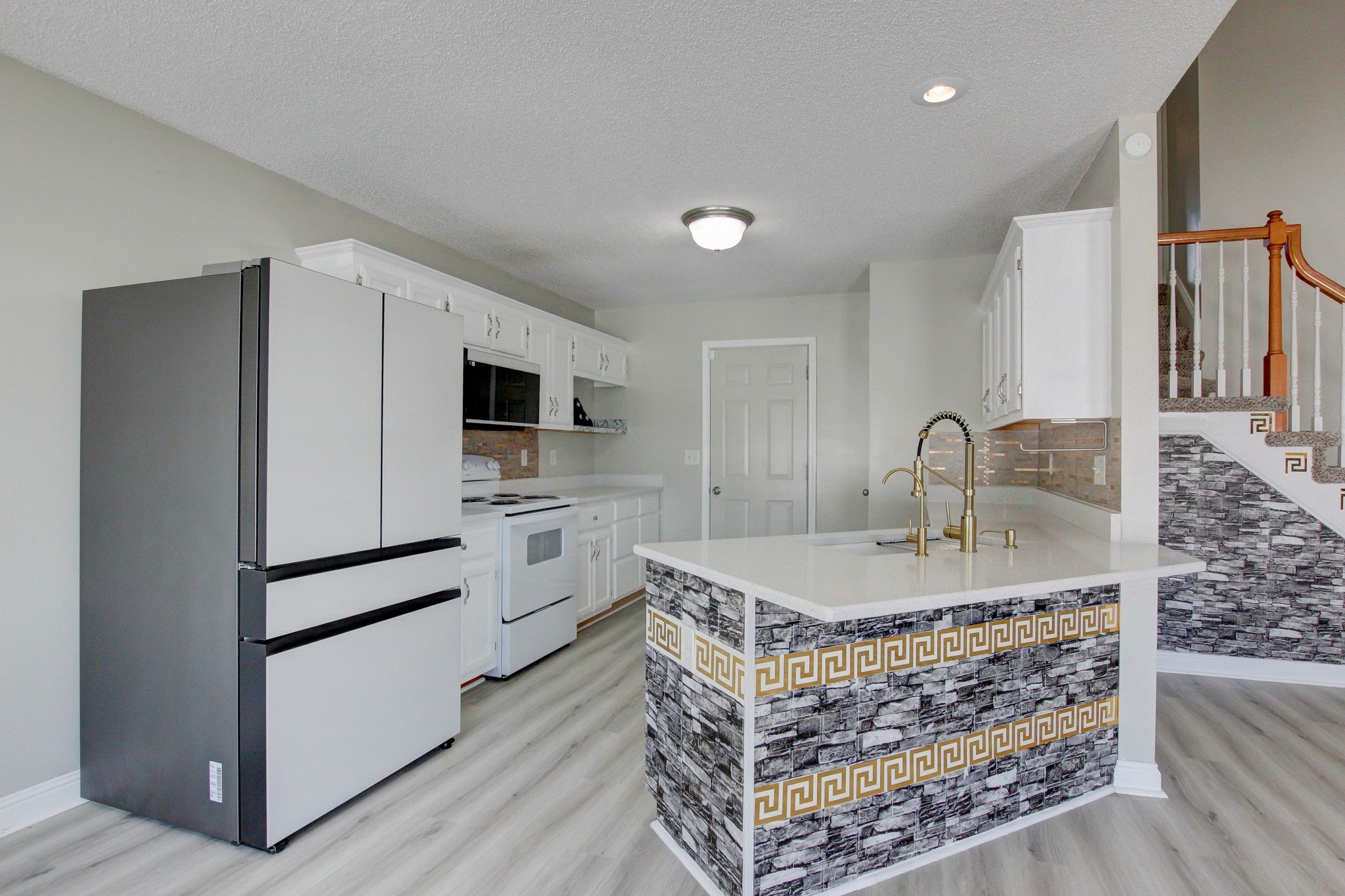 3660 S Naples Ct