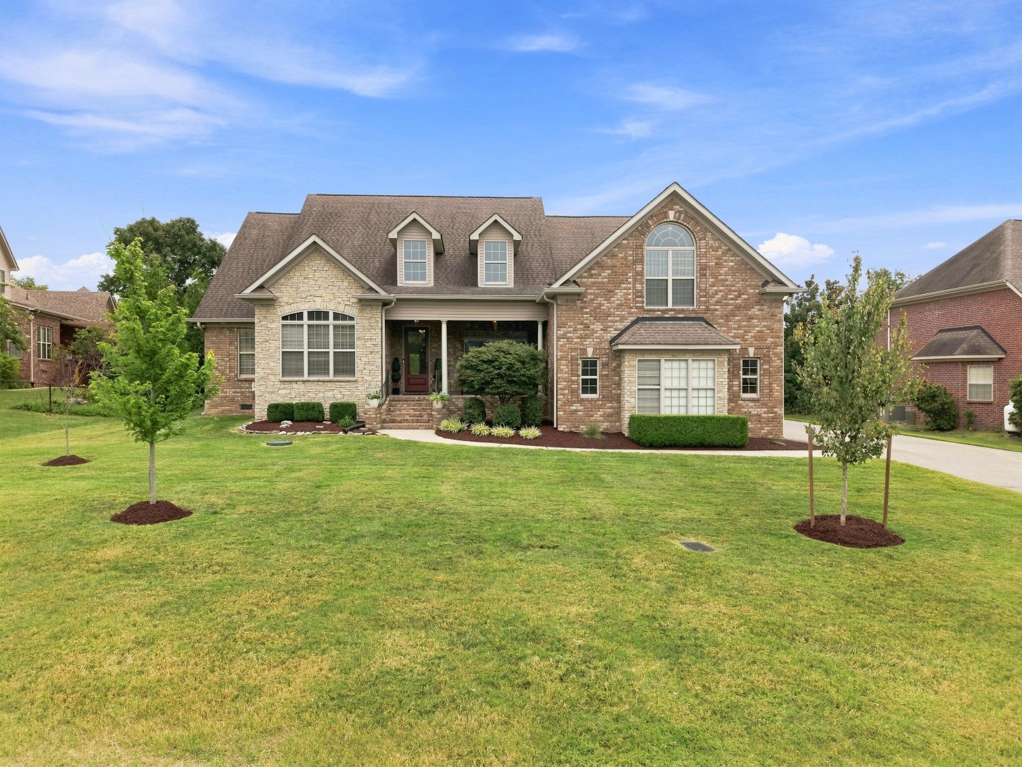 105 Queenstown Ct