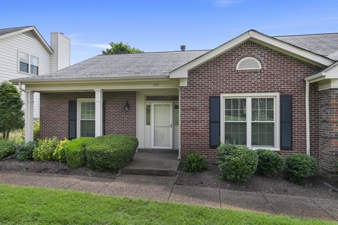 Photo of 1512 Brentwood Pointe, Franklin, TN 37067 (MLS # 2688945)