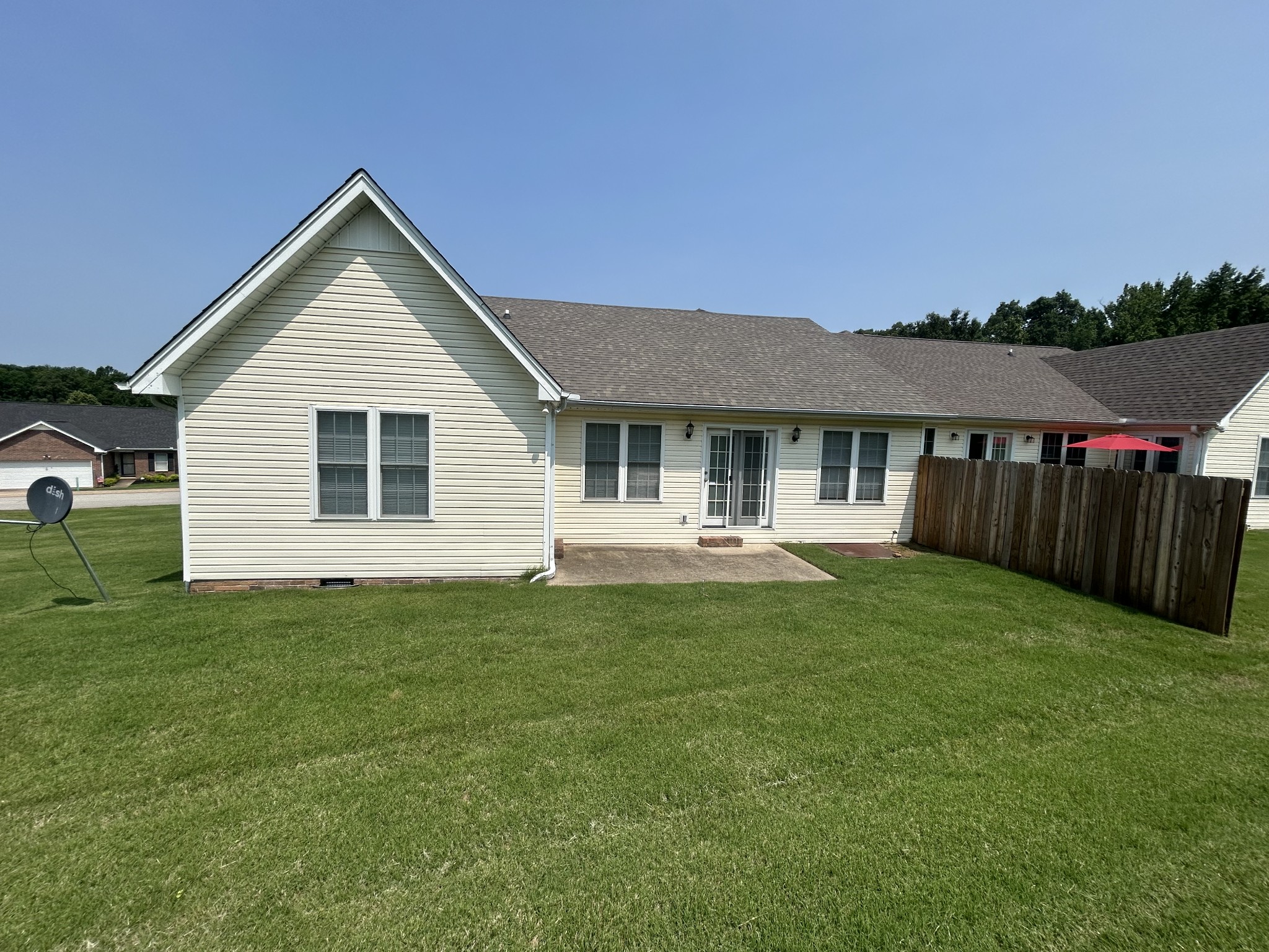305B Paris Harbor Dr B