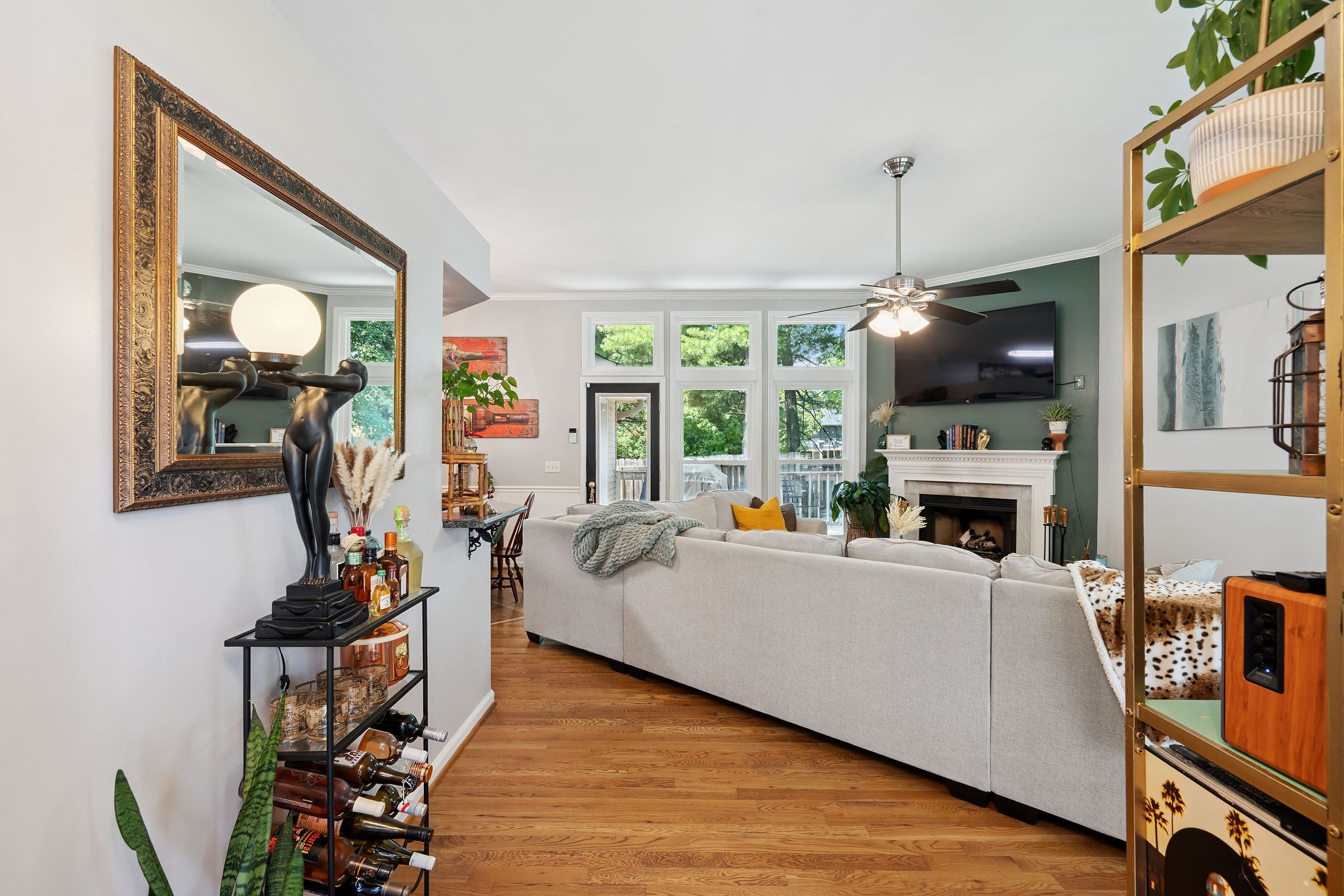 103 Northlake Dr