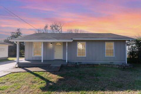 3883 Crouch Dr Nashville TN 37207