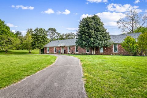 431 Kimberly Dr Clarksville TN 37043