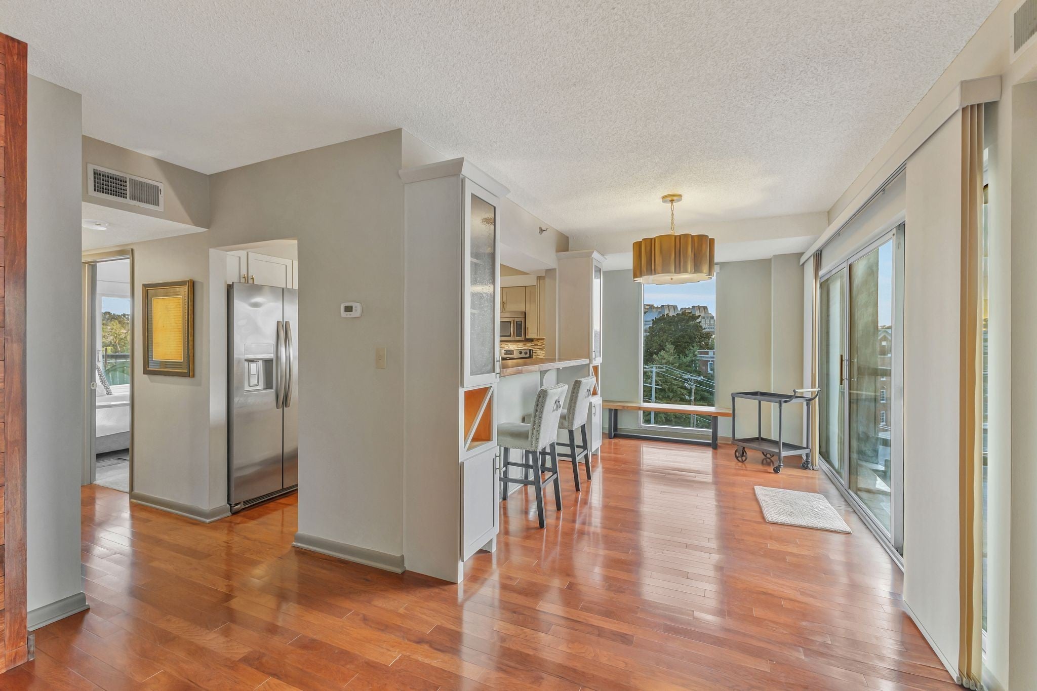 900 19th Ave S 708
