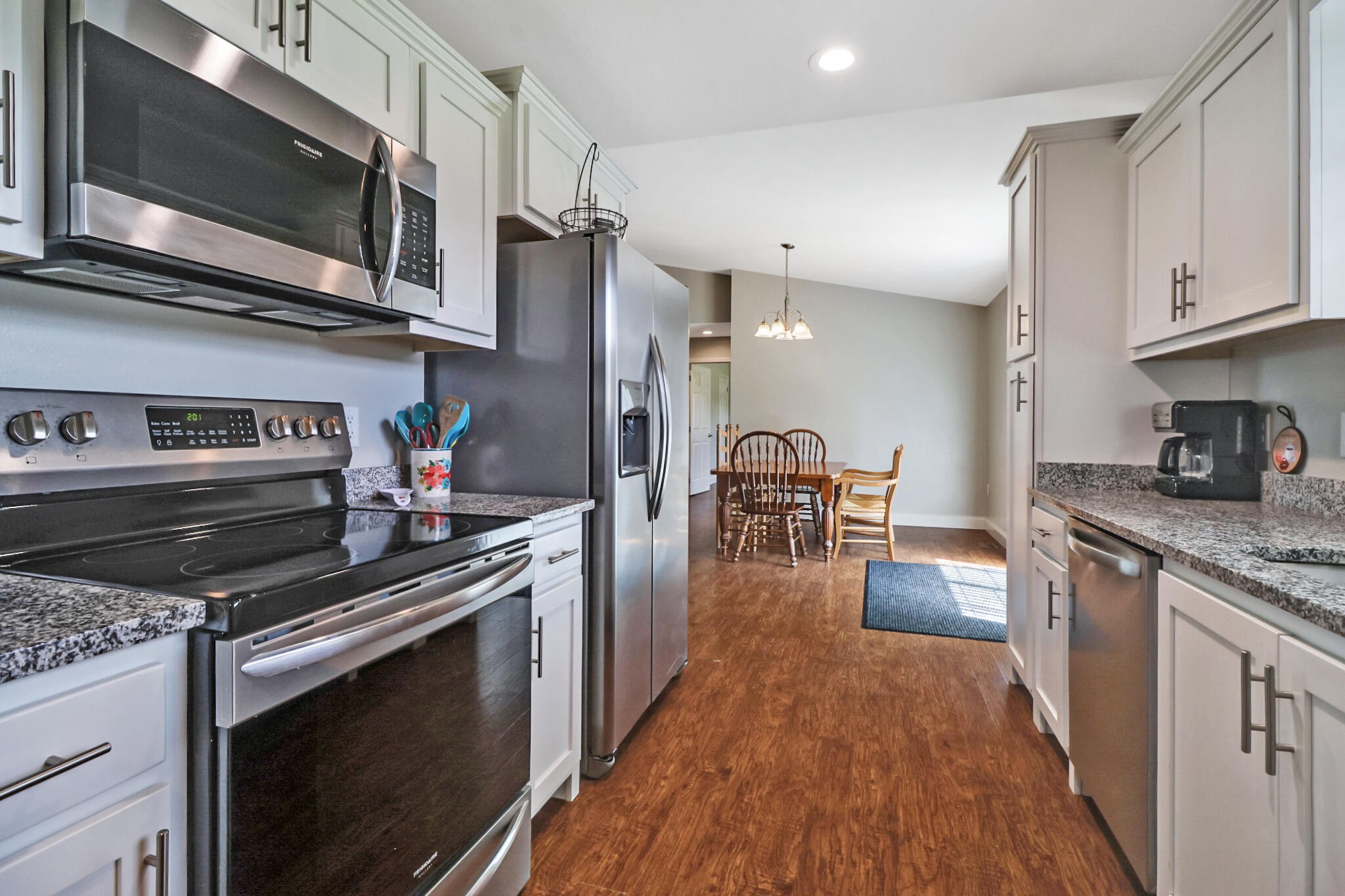 614 Tabor Loop