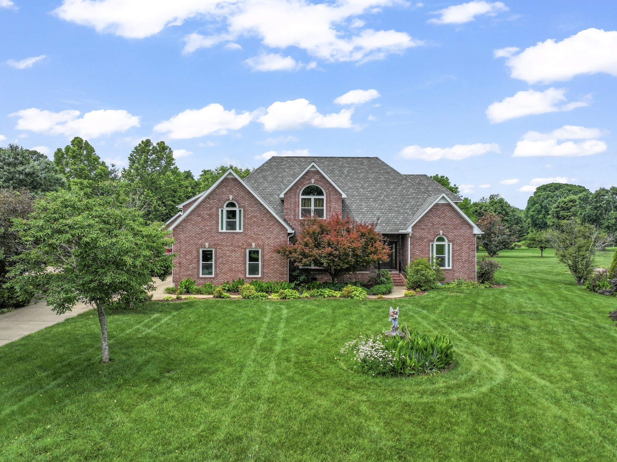 2739 Morton Lane
