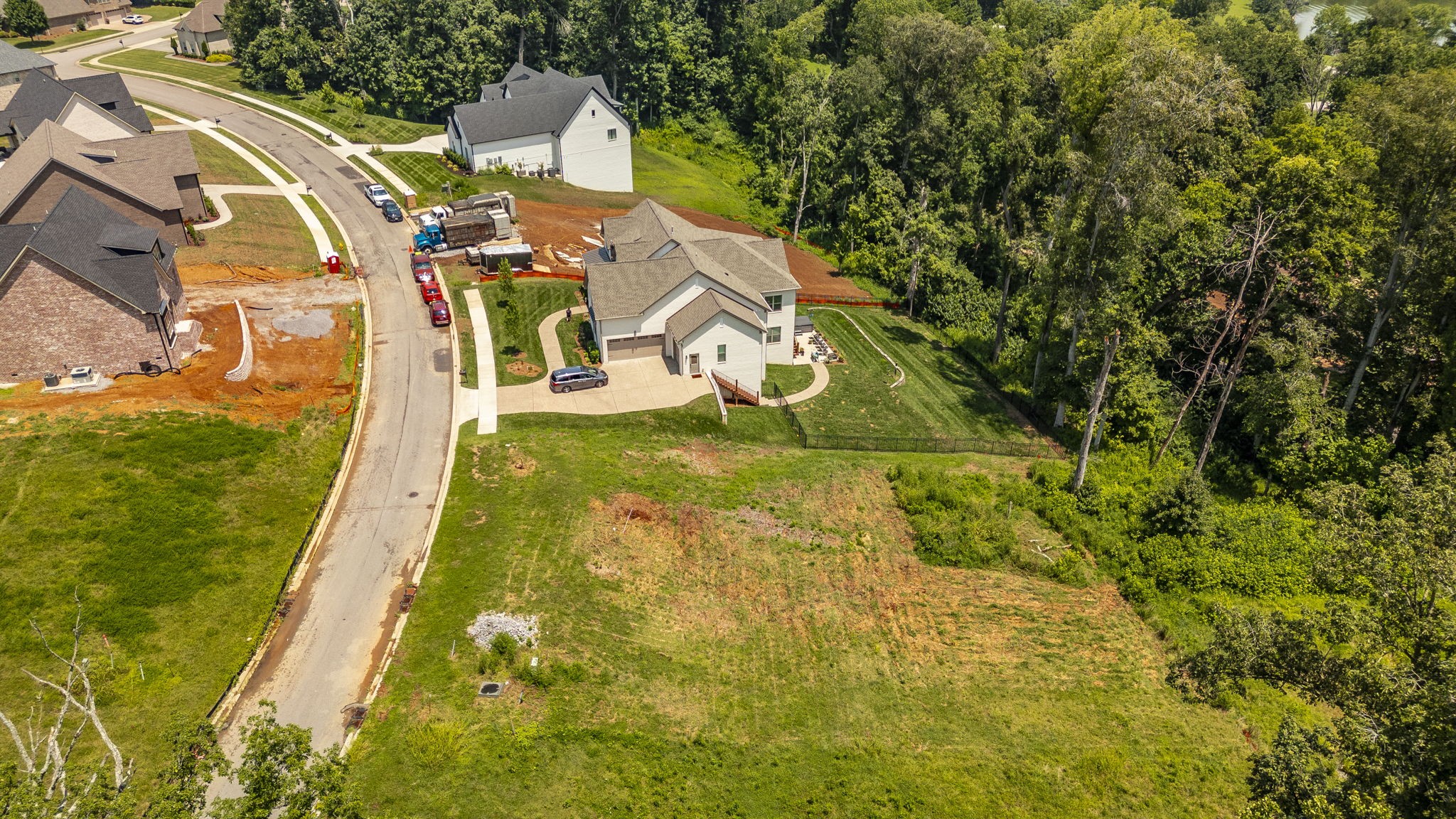 338 Raintree Dr