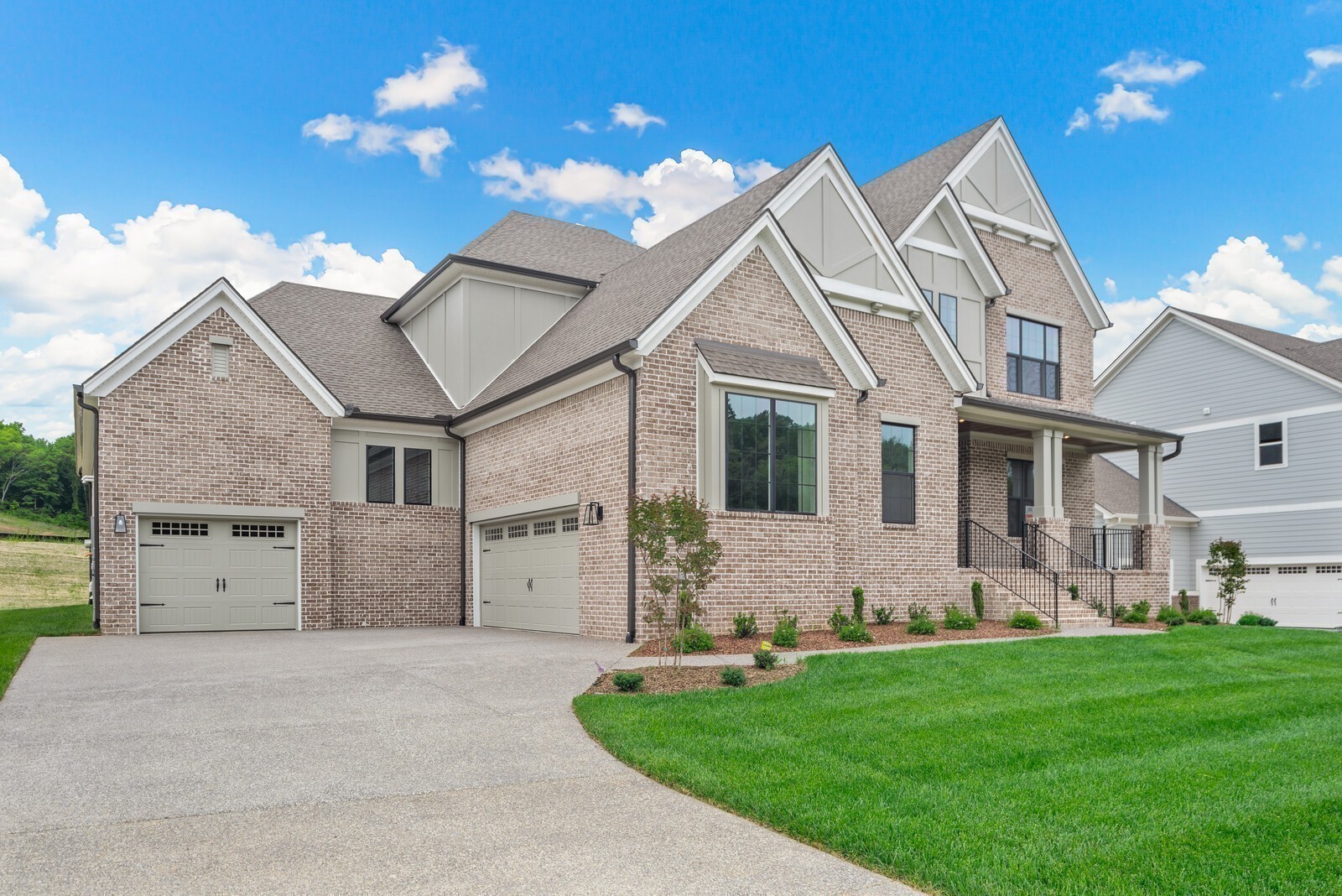 5504 Jenbreck Lane