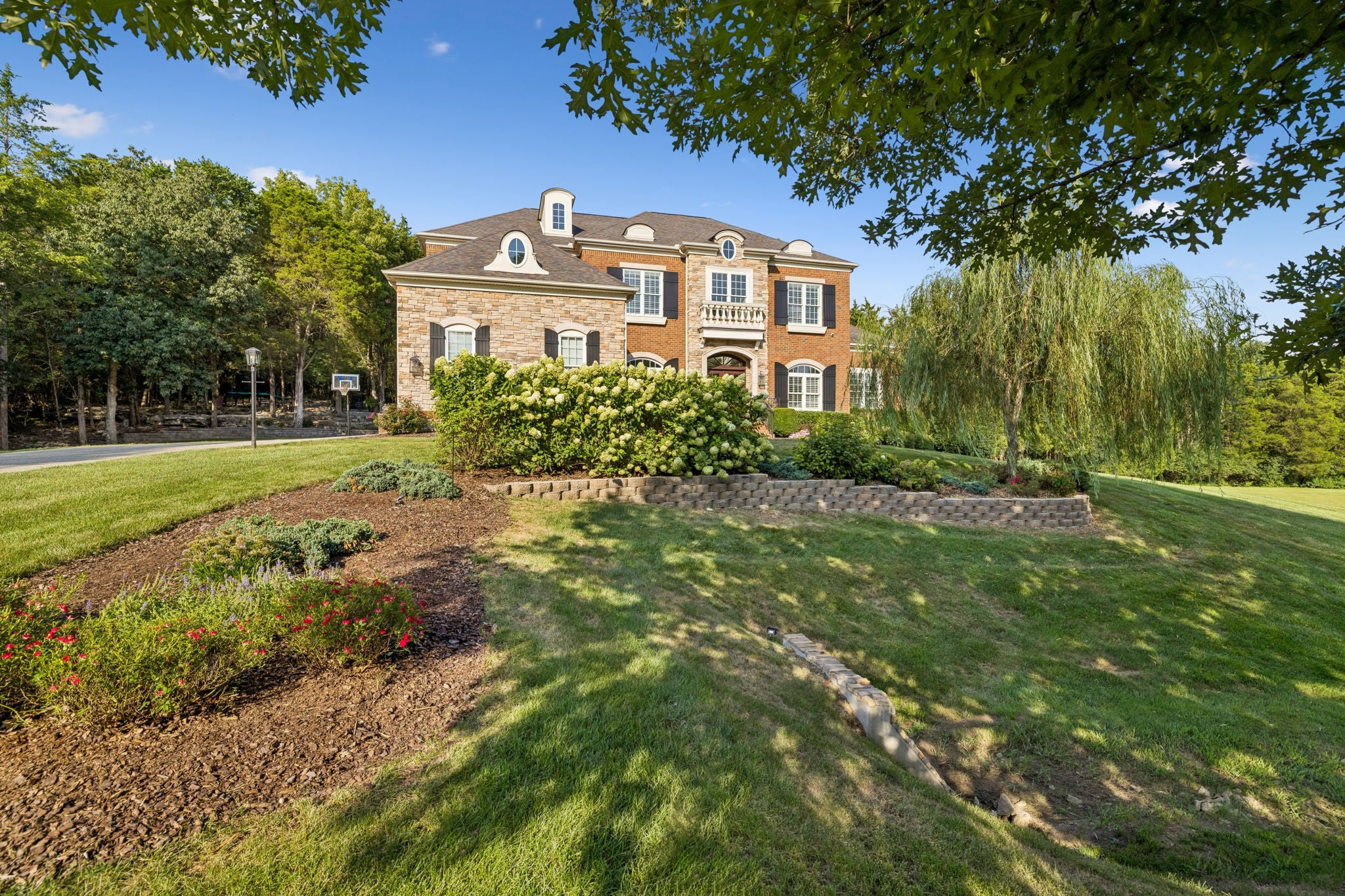 894 Arlington Heights