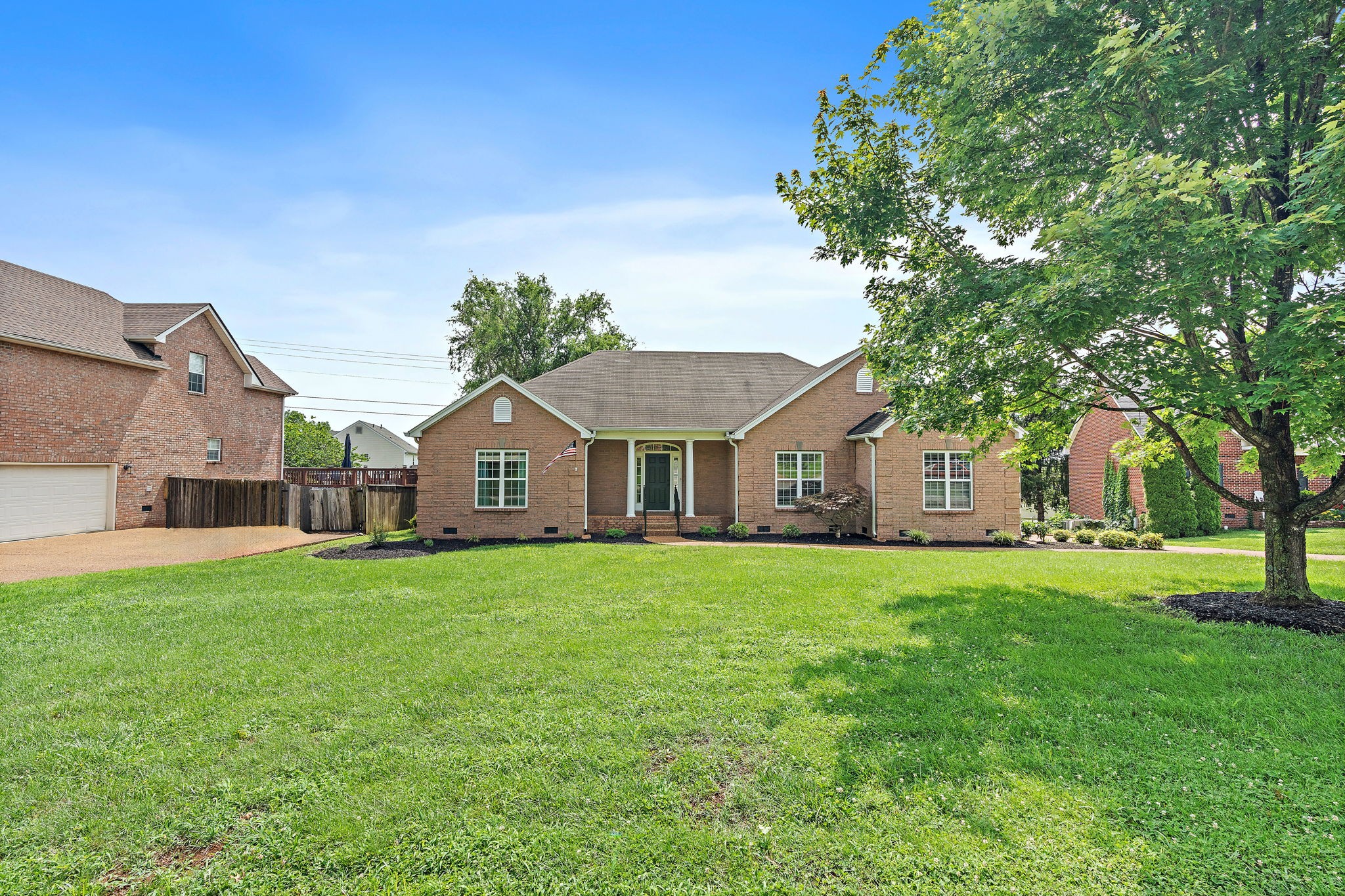 1729 Dryden Dr