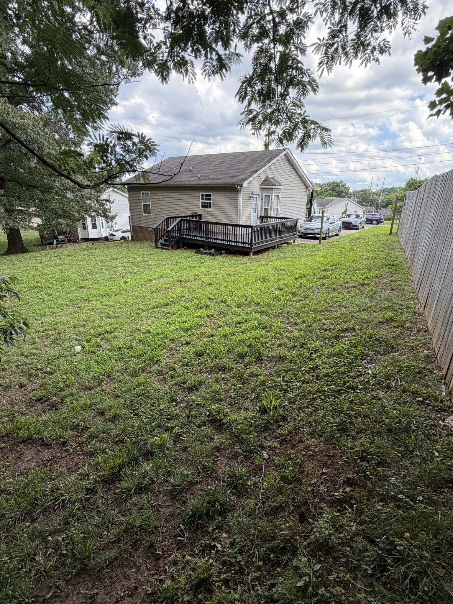 290 Fritz Cir
