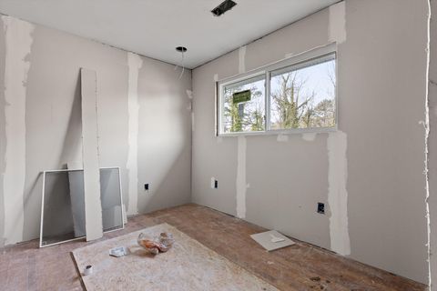 Tiny photo for 3706 Hemingway Drive, Chattanooga, TN 37406 (MLS # 1527878)