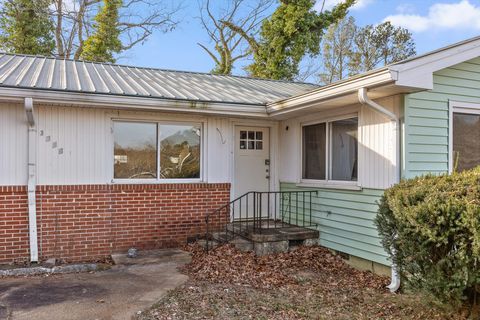 Tiny photo for 3706 Hemingway Drive, Chattanooga, TN 37406 (MLS # 1527878)