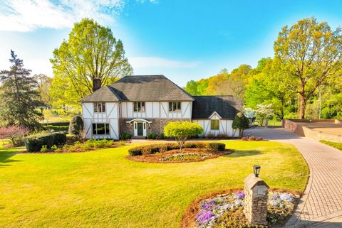 Photo of 1502 Riverview Oaks Road, Chattanooga, TN 37405 (MLS # 1531912)