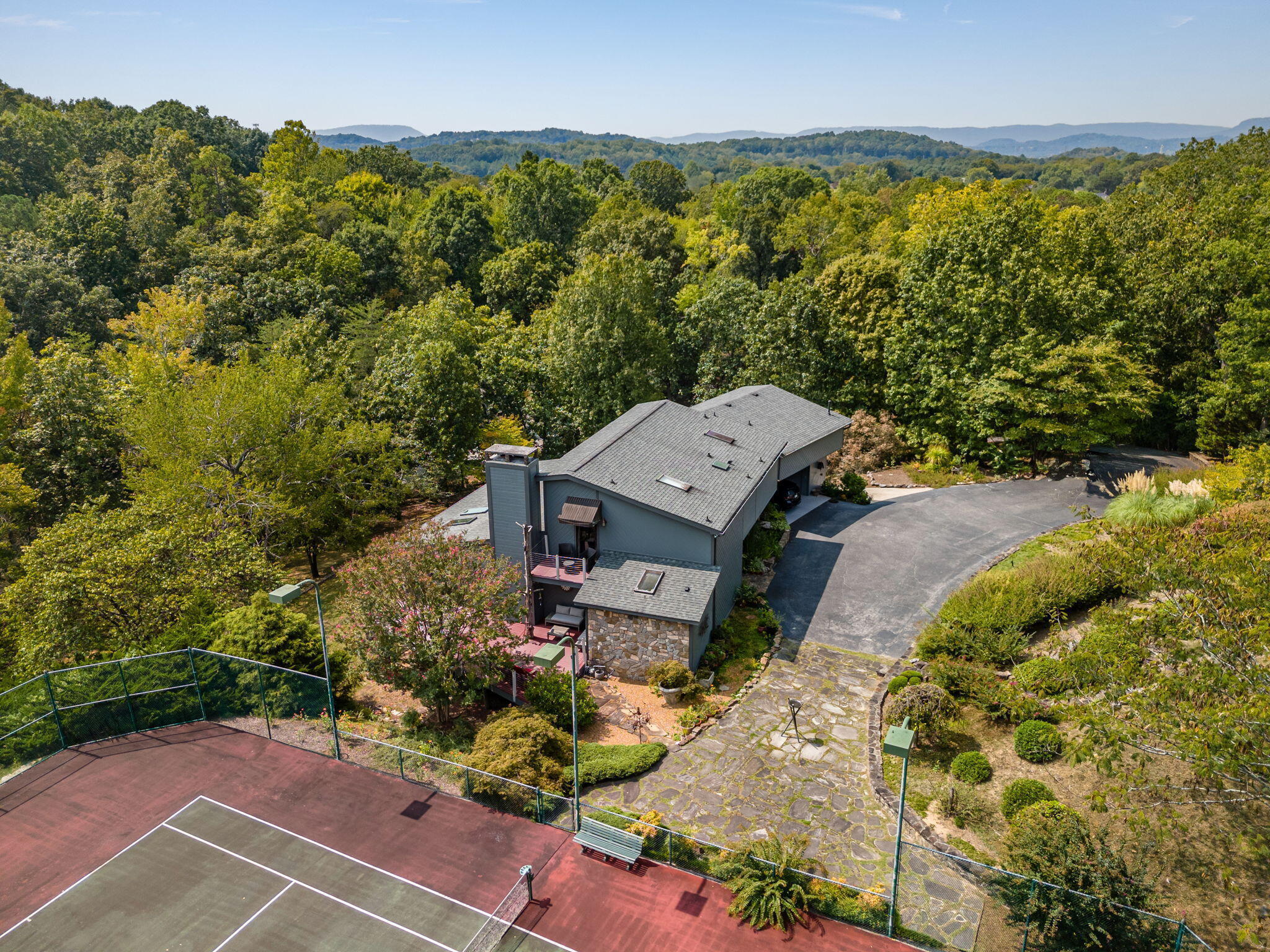 3411 Kings Cove Lane, Chattanooga, Tennessee image 5