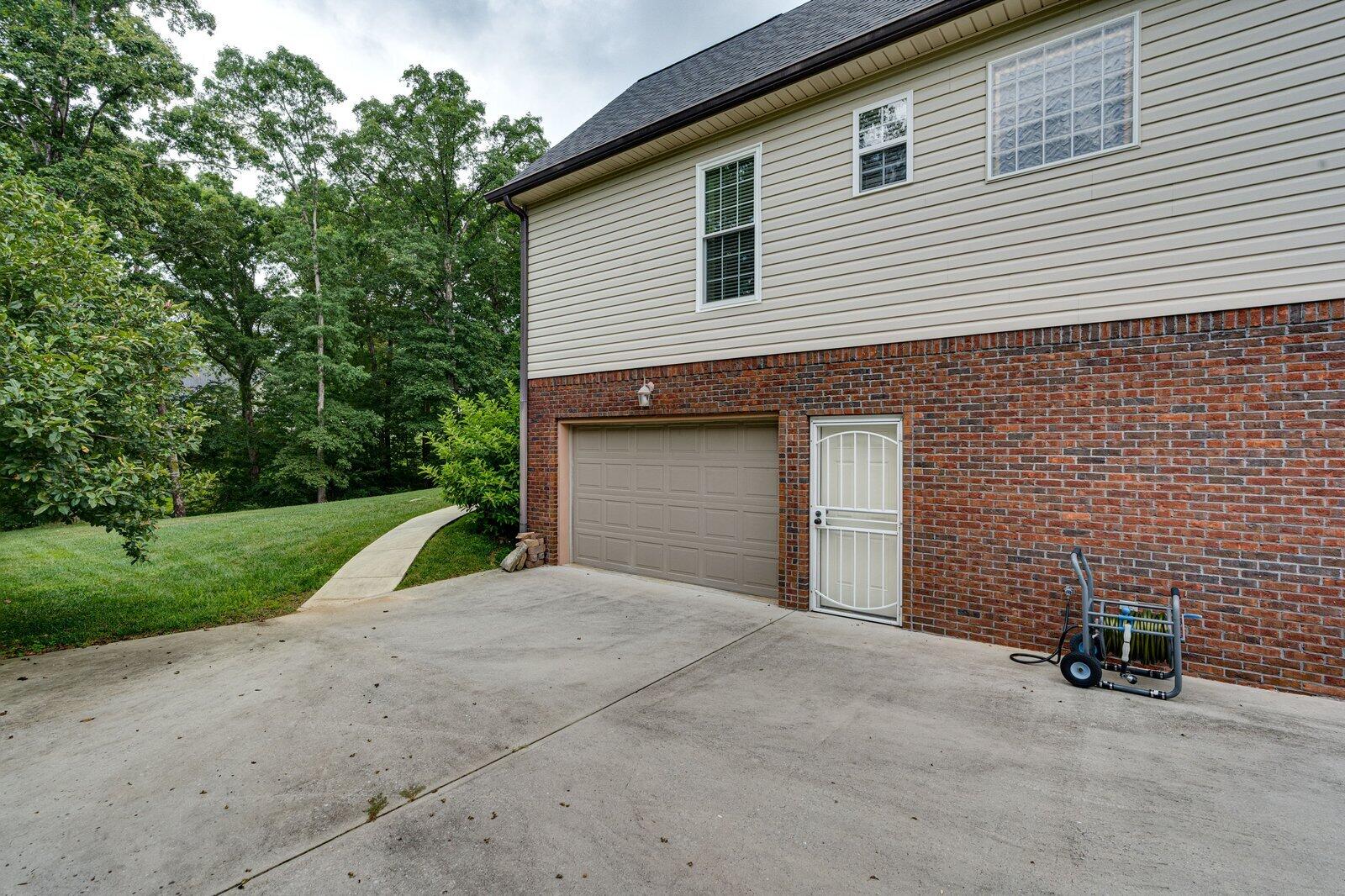 556 Kashaya Lane