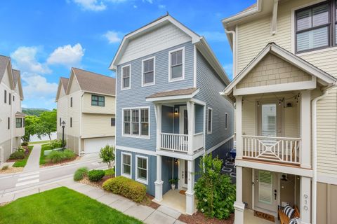 Photo of 914 Spinnaker Way, Chattanooga, TN 37402 (MLS # 1534853)